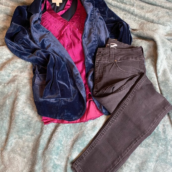 Blue Velvet Blazer l Silence + Noise l Size M - Picture 2 of 6